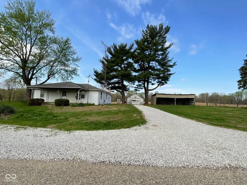 9034 S 75 W Rosedale, IN 47874