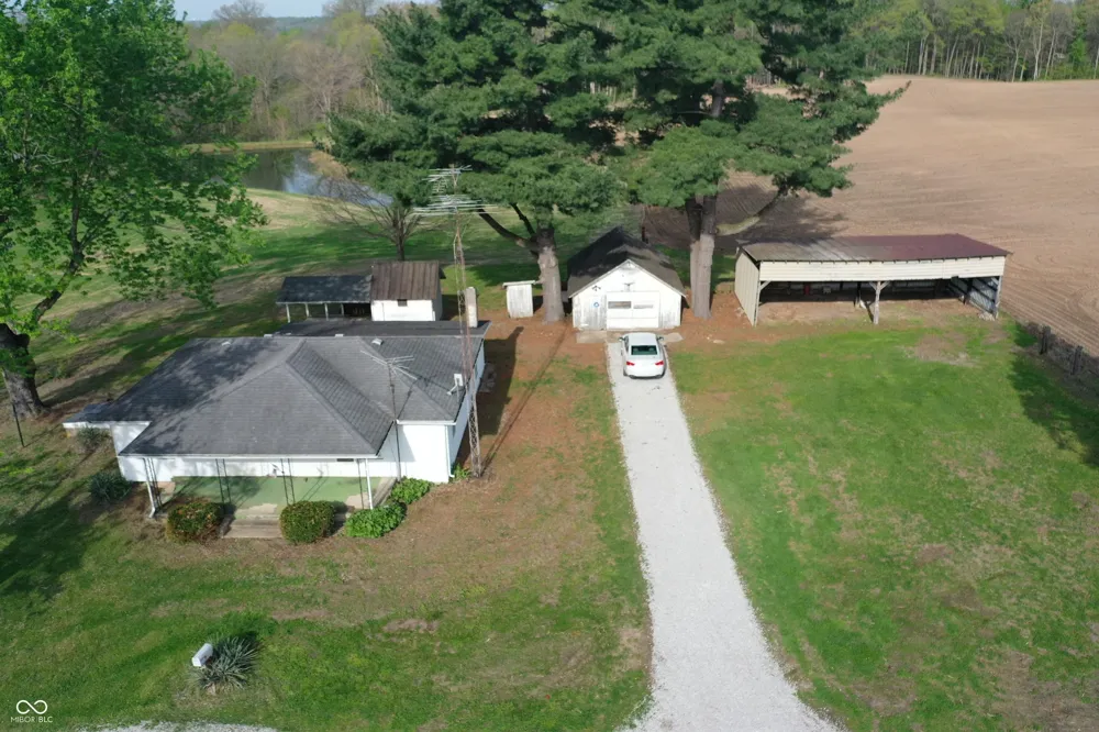 9034 S 75 W Rosedale, IN 47874