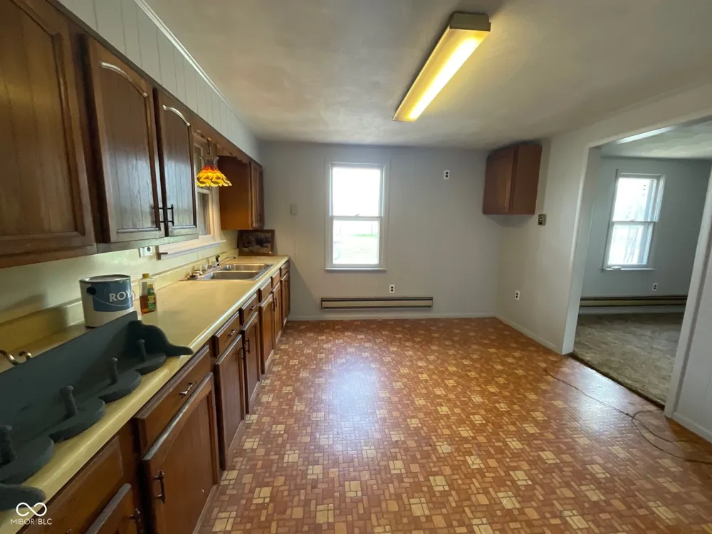 9034 S 75 W Rosedale, IN 47874