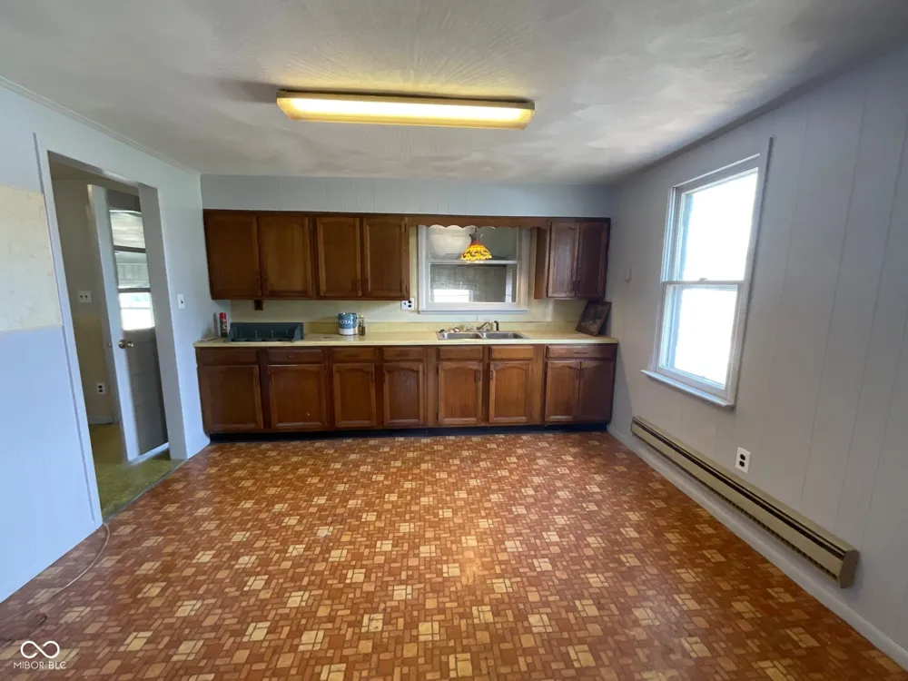 9034 S 75 W Rosedale, IN 47874