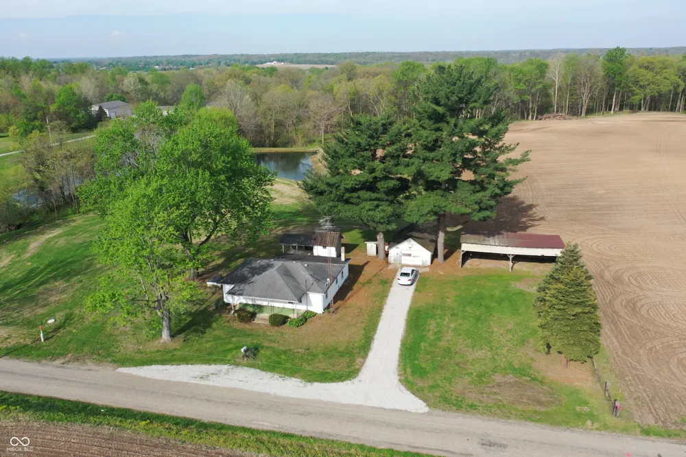 9034 S 75 W Rosedale, IN 47874
