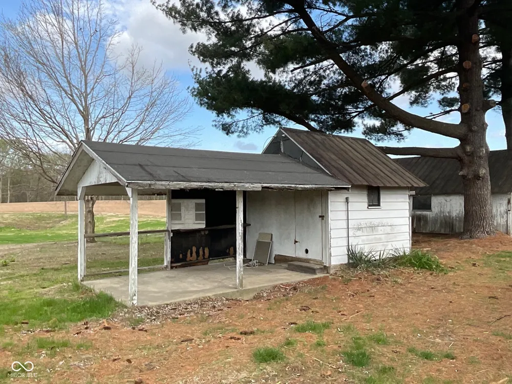 9034 S 75 W Rosedale, IN 47874