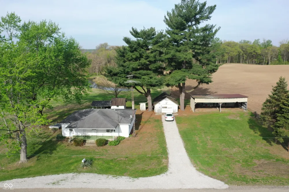 9034 S 75 W Rosedale, IN 47874