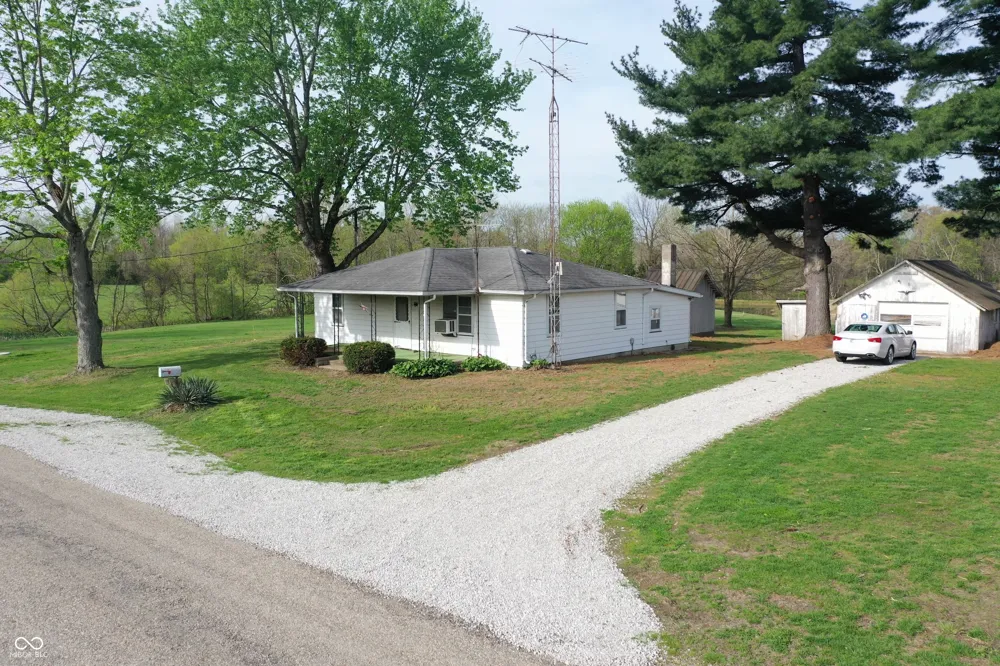 9034 S 75 W Rosedale, IN 47874