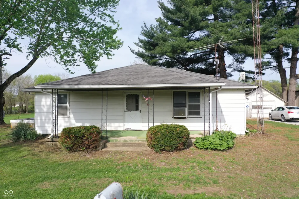 9034 S 75 W Rosedale, IN 47874