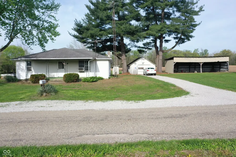 9034 S 75 W Rosedale, IN 47874