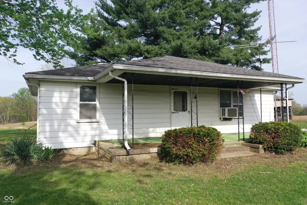 9034 S 75 W Rosedale, IN 47874