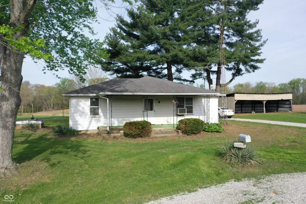 9034 S 75 W Rosedale, IN 47874
