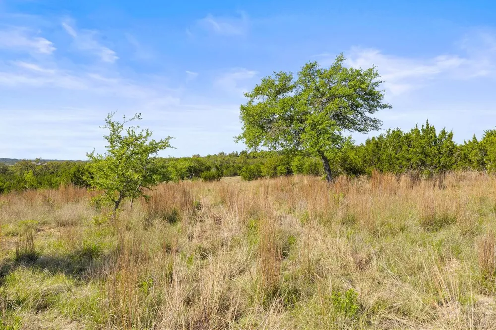 83 S Flat Rock Way Johnson City, TX 78636