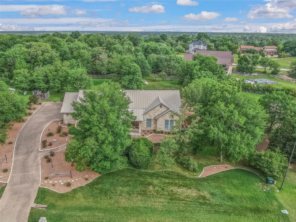 4819 Williams Creek Drive College Station, TX 77845