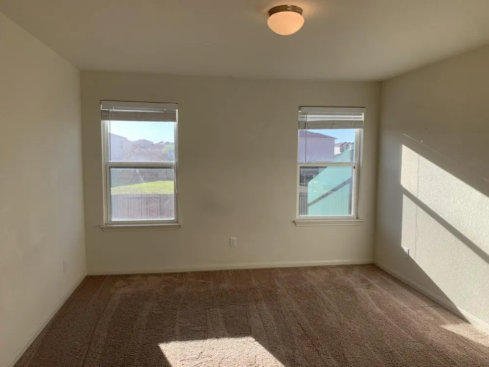 217 Denson Lane Jarrell, TX 76537