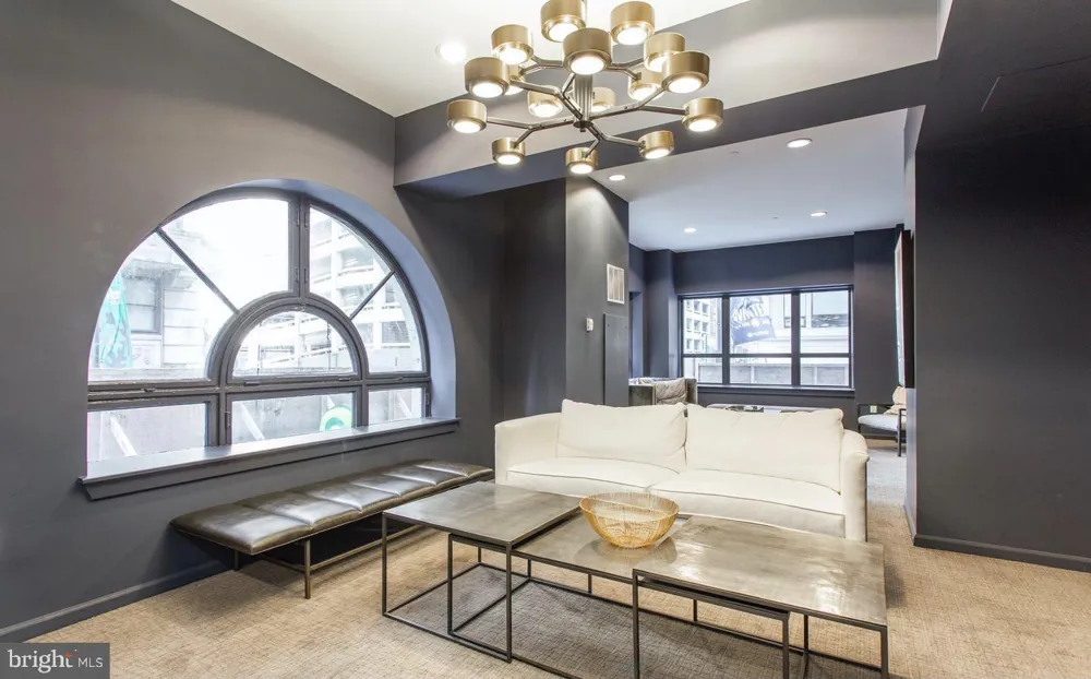 1425 LOCUST STREET #28A Philadelphia, PA 19102