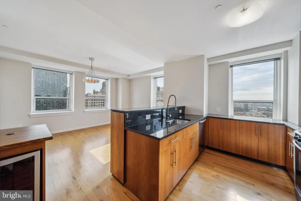 1425 LOCUST STREET #28A Philadelphia, PA 19102