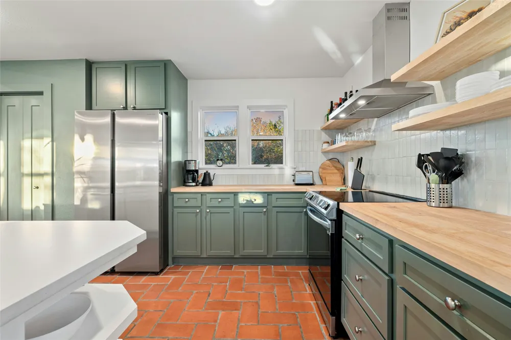 550 Cliffside 29-30 Road Wimberley, TX 78676