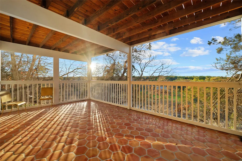 550 Cliffside 29-30 Road Wimberley, TX 78676