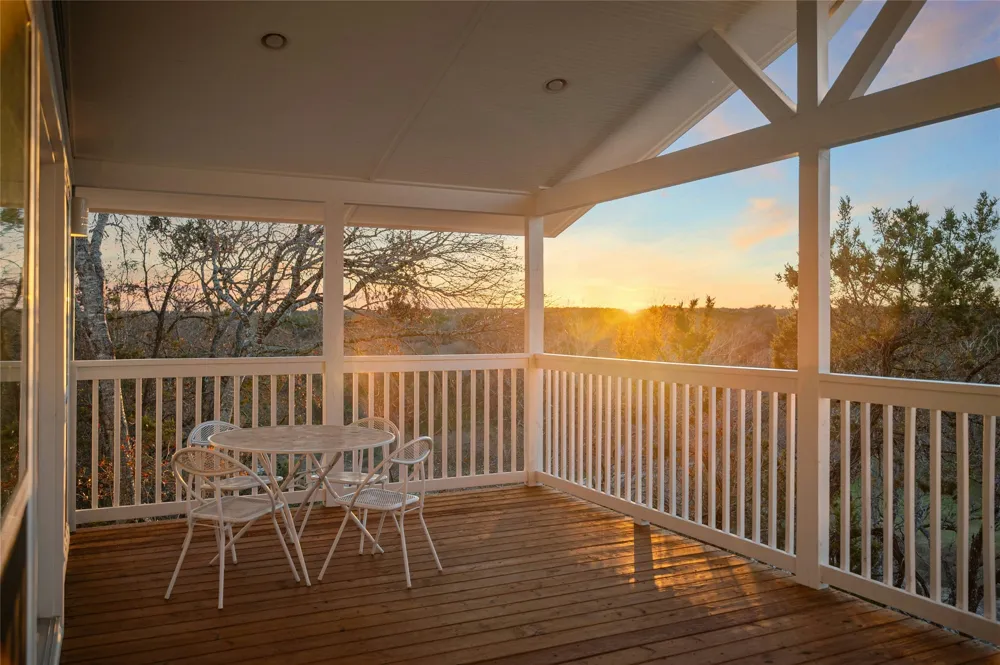 550 Cliffside 29-30 Road Wimberley, TX 78676