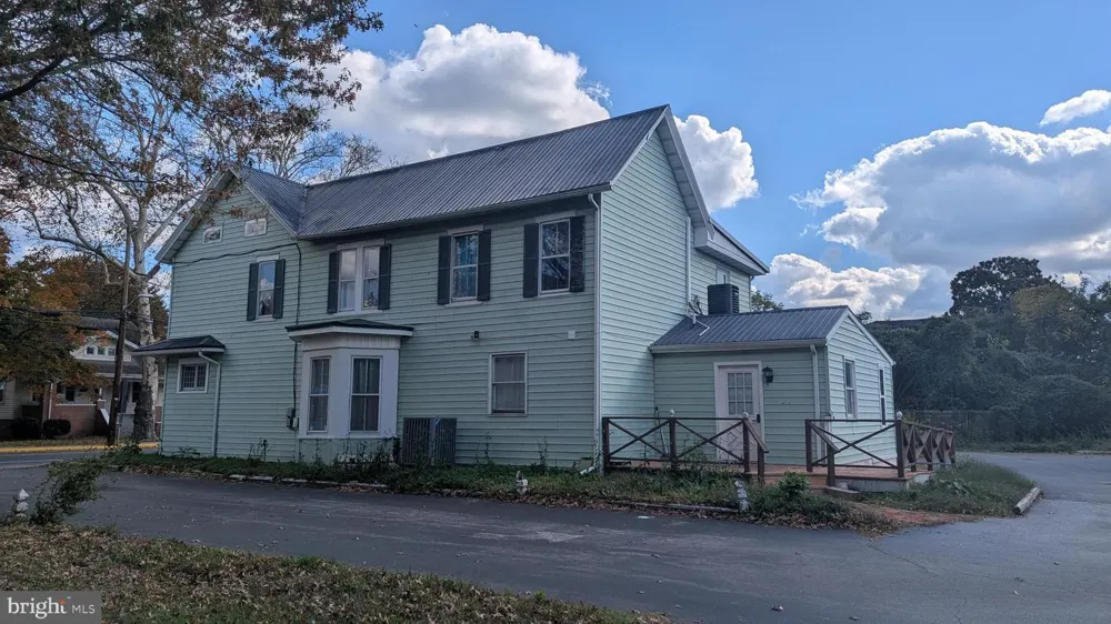 109 BEDFORD STREET Georgetown, DE 19947