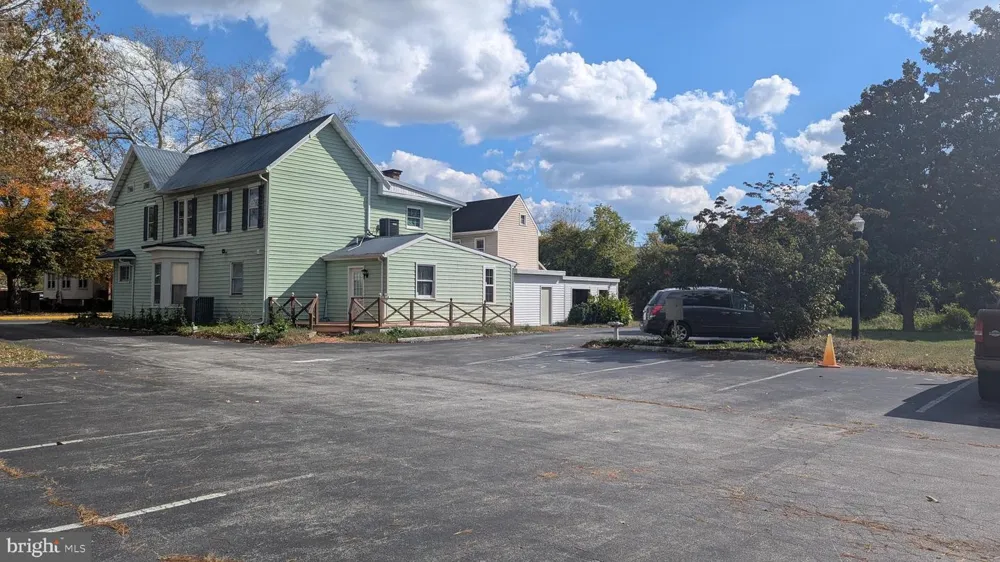 109 BEDFORD STREET Georgetown, DE 19947