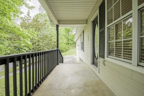 532 Eagle Cliff Drive