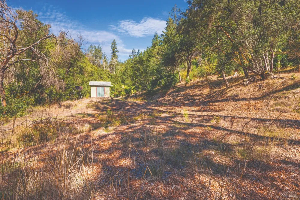 6581 St Helena Road Santa Rosa, CA 95404