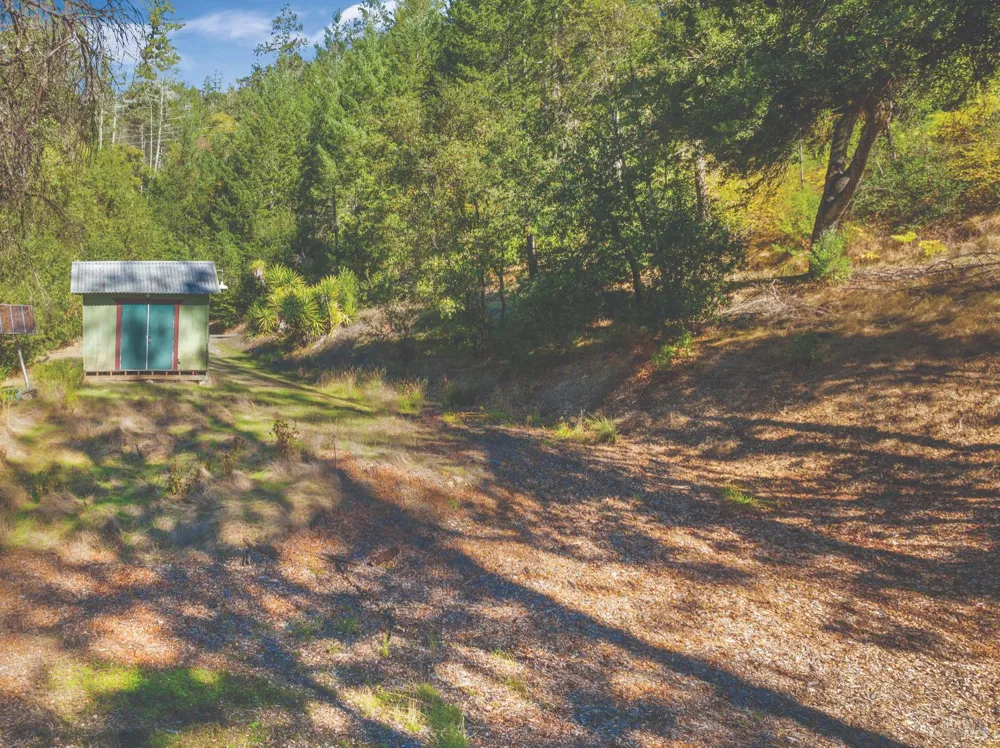 6581 St Helena Road Santa Rosa, CA 95404