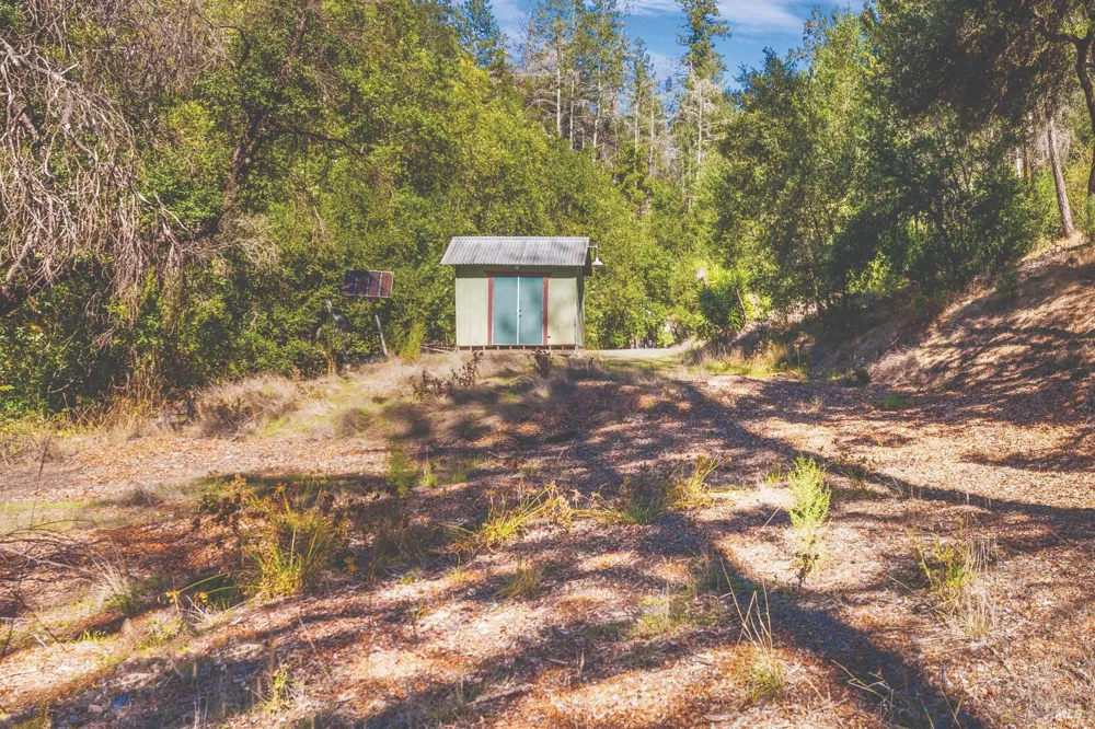 6581 St Helena Road Santa Rosa, CA 95404