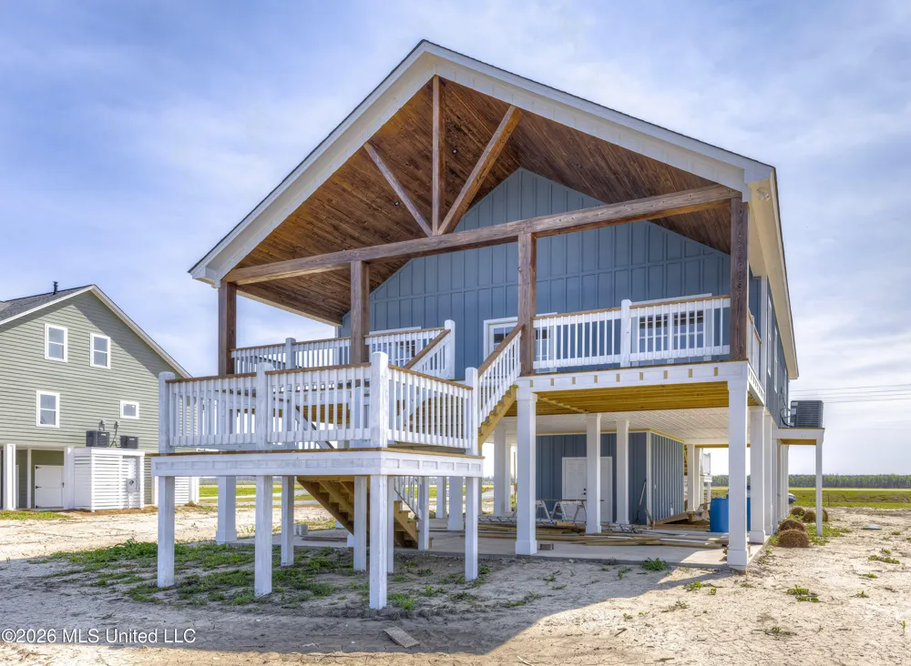 2414 Eagle Lake Shore Road Vicksburg, MS 39183