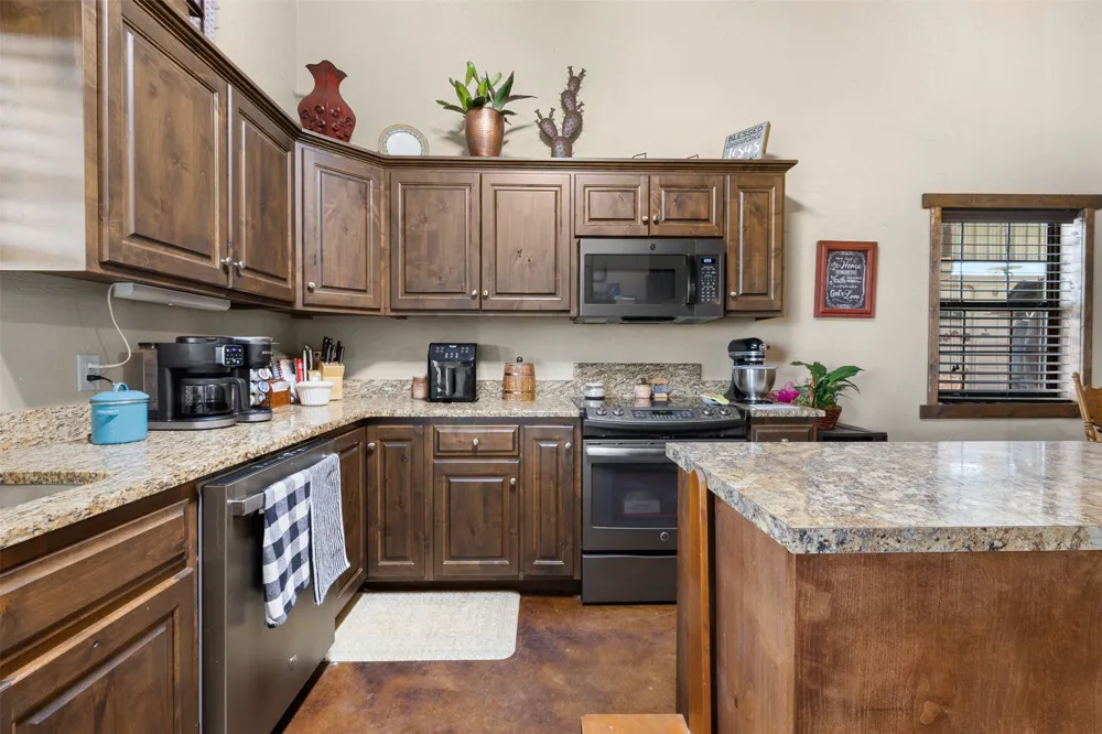 131 CR 279 Kosse, TX 76653