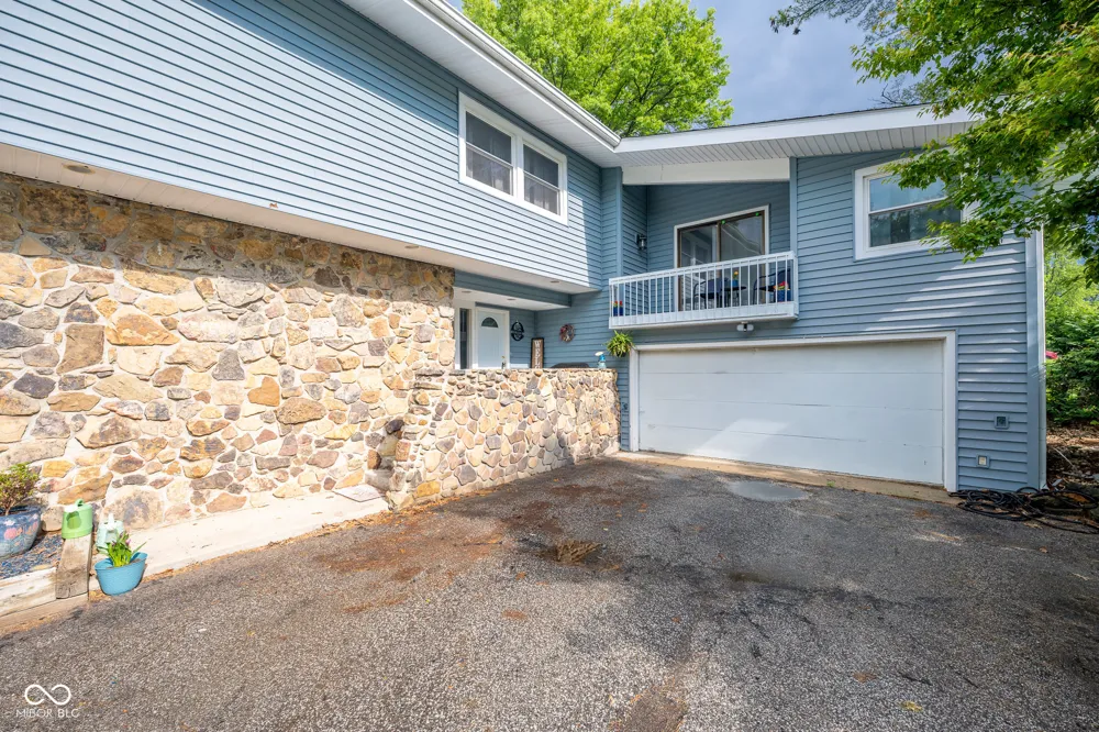 2004 Fairway Drive Greencastle, IN 46135