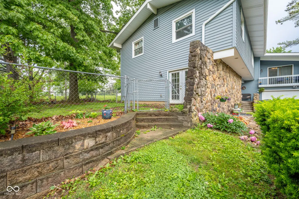 2004 Fairway Drive Greencastle, IN 46135