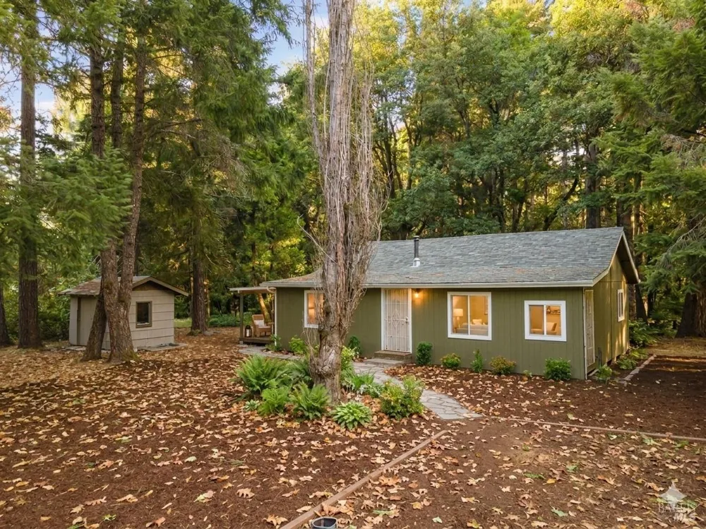 701 Branscomb Road Laytonville, CA 95454