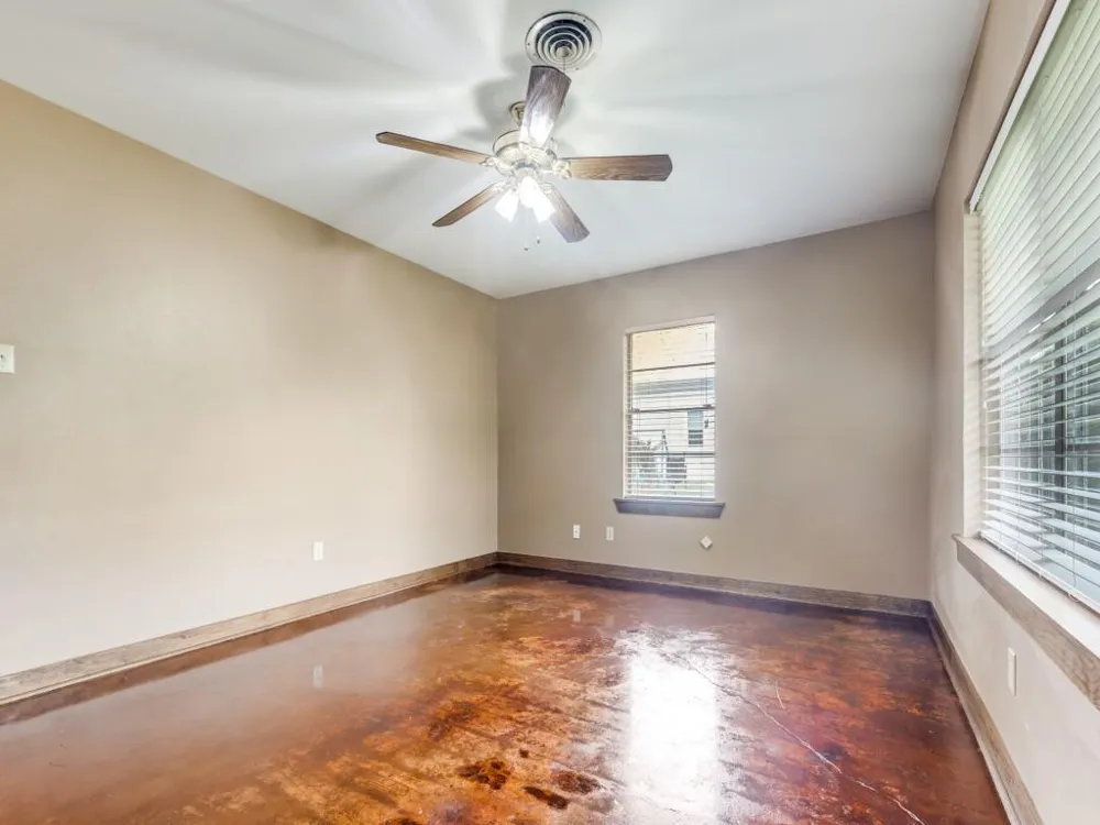 308 Gibbs Street Devers, TX 77538