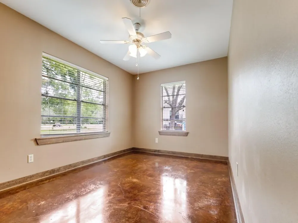 308 Gibbs Street Devers, TX 77538