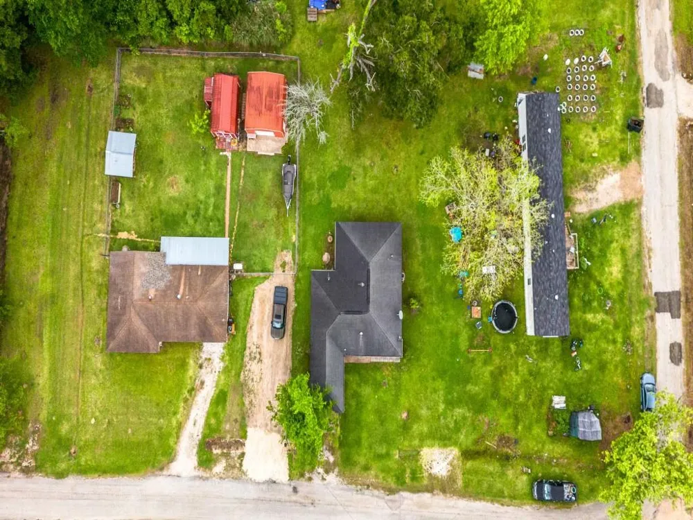 308 Gibbs Street Devers, TX 77538