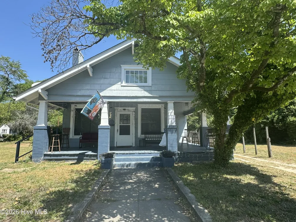 627 Washington Avenue Hamlet, NC 28345
