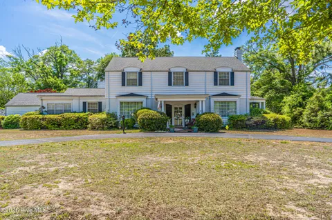 104 Dogwood Lane