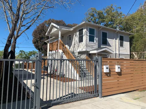 1418 Northside Avenue