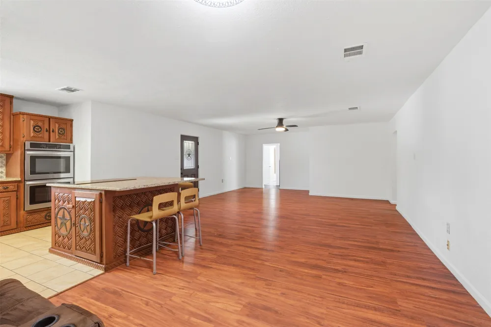206 Oscar Street Taylor, TX 76574