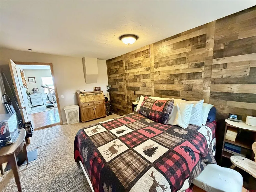 3998 5500 ROAD Olathe, CO 81425