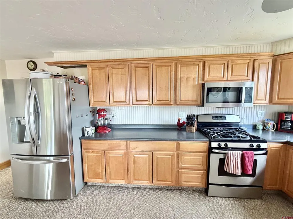 3998 5500 ROAD Olathe, CO 81425