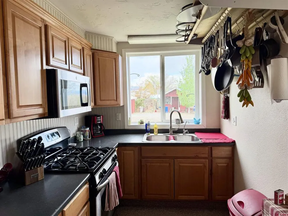 3998 5500 ROAD Olathe, CO 81425