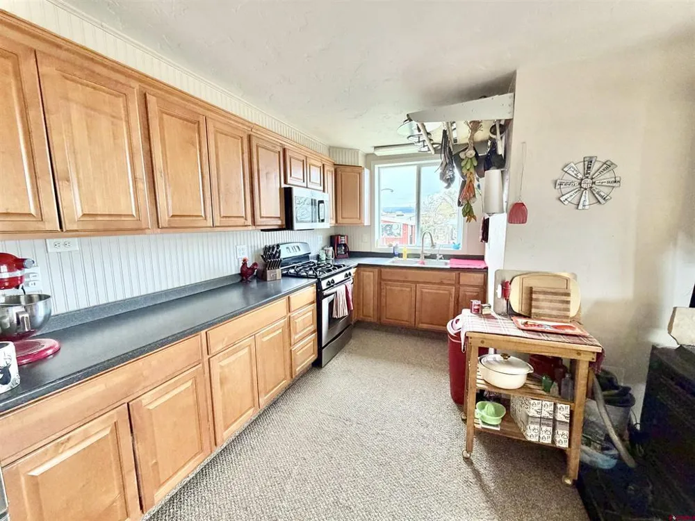 3998 5500 ROAD Olathe, CO 81425
