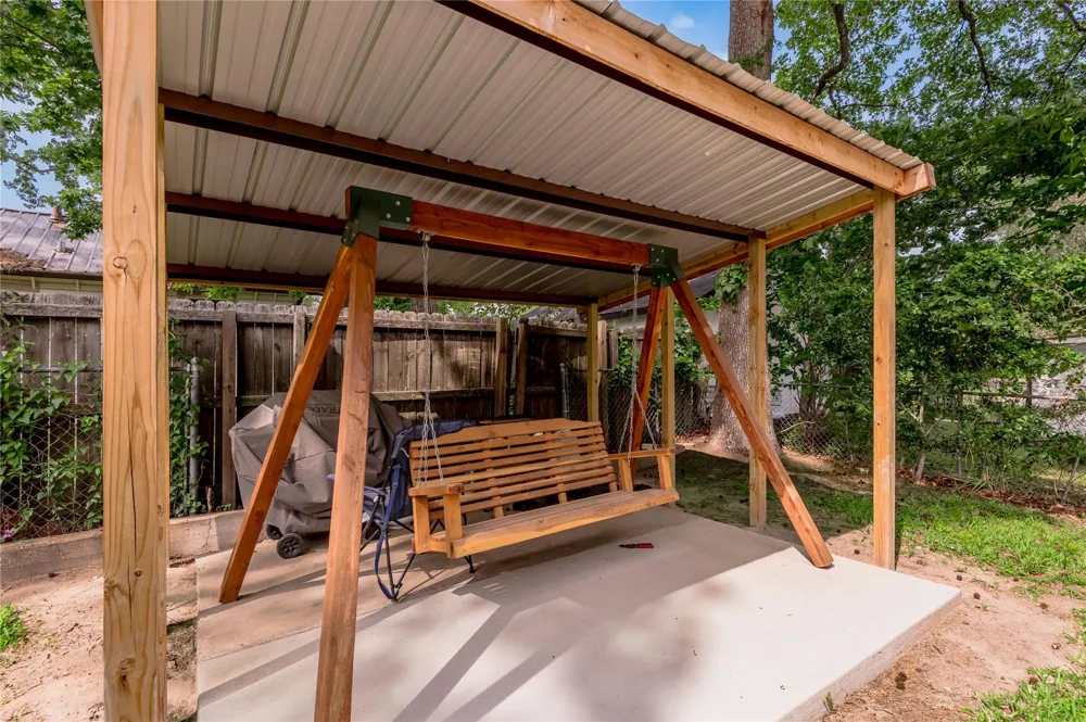 1412 22nd Street #B Huntsville, TX 77340