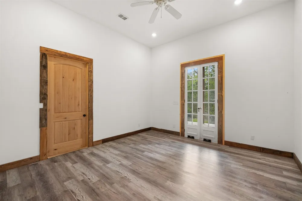 306 Tanglewood Lane Somerville, TX 77879