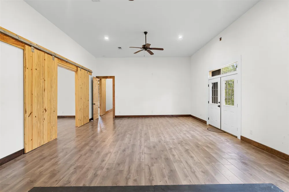 306 Tanglewood Lane Somerville, TX 77879