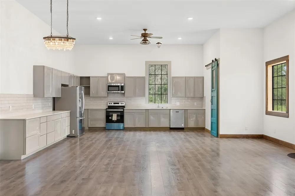 306 Tanglewood Lane Somerville, TX 77879