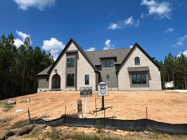 7685 Manderley Drive Oak Ridge, NC 27310