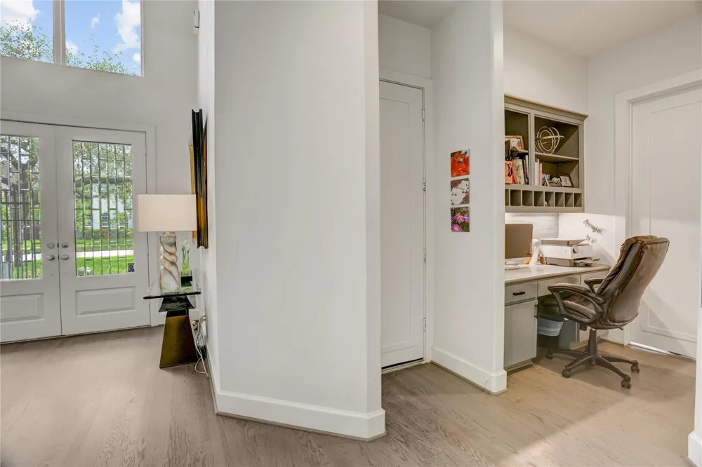 4806 Wedgewood Drive Bellaire, TX 77401