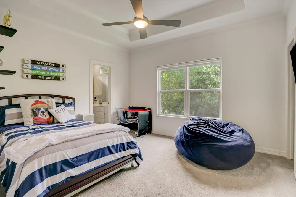4806 Wedgewood Drive Bellaire, TX 77401