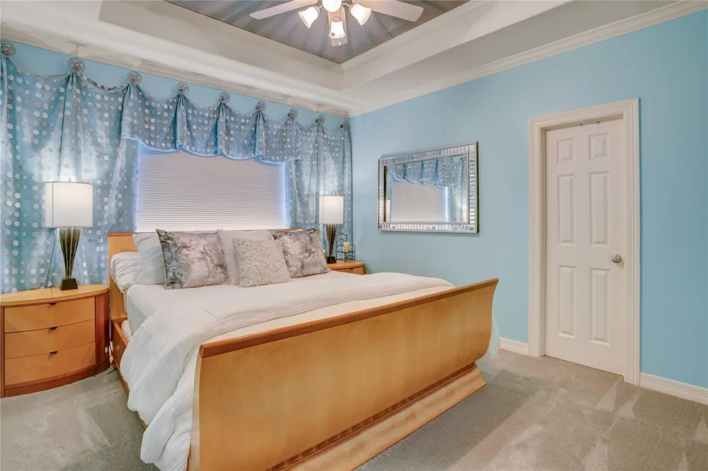 4806 Wedgewood Drive Bellaire, TX 77401